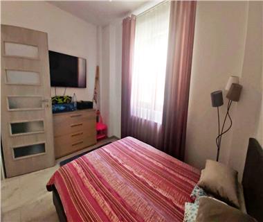 Apartament Nou 3 camere  de vanzare  C.U.G  Valea Adanca