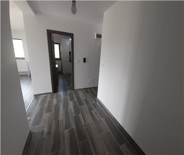 Apartament 2 camere  de vanzare  Rediu