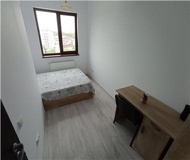 Apartament Nou 3 camere  de vanzare  Centru