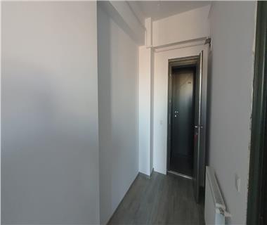 Apartament Nou 3 camere  de vanzare  Centru