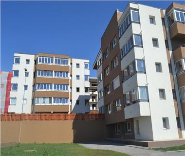 Apartament Nou 3 camere  de vanzare  Pacurari