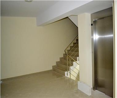 Apartament Nou 3 camere  de vanzare  Copou
