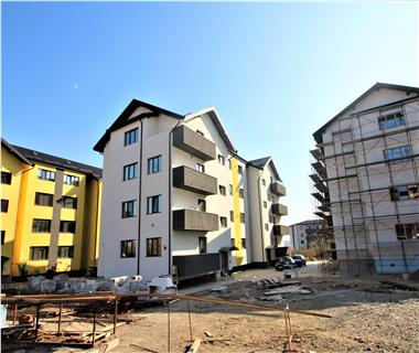 Apartament Nou 3 camere  de vanzare  C.U.G.