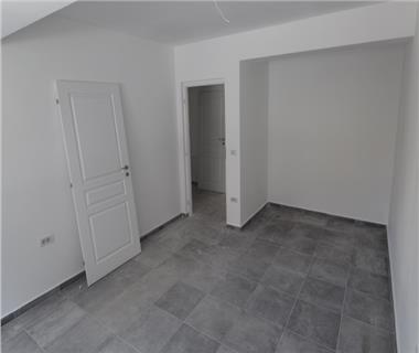 Apartament Nou 2 camere  de vanzare  C.U.G  Valea Adanca