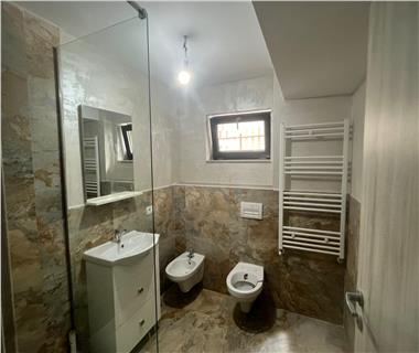 Apartament Nou 2 camere  de vanzare  C.U.G  Valea Adanca