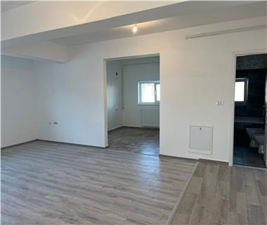 Apartament Nou 2 camere  de vanzare  C.U.G  Valea Adanca