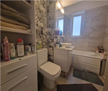Apartament Nou 2 camere  de vanzare  C.U.G  Valea Adanca