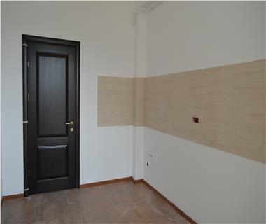 Apartament Nou 3 camere  de vanzare  Frumoasa