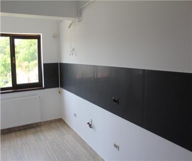 Apartament Nou 3 camere  de vanzare  C.U.G.