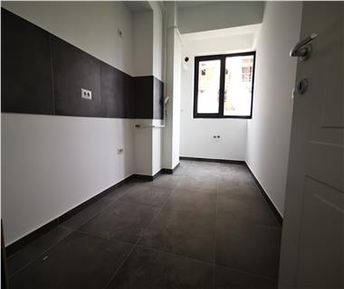 Apartament Nou 4 camere  de vanzare  Pacurari