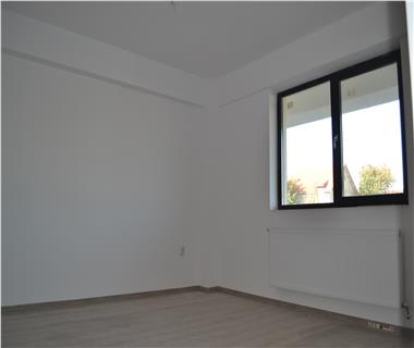 apartament nou 2 camere de vanzare c.u.g. Iasi