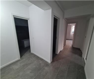 Apartament Nou 3 camere  de vanzare  Bucium  Hlincea