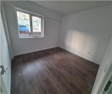 Apartament Nou 3 camere  de vanzare  Bucium  Hlincea