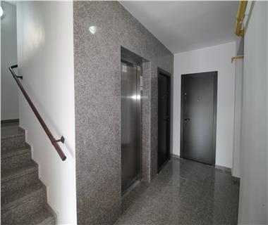 Apartament Nou 3 camere  de vanzare  Bucium