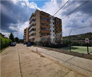 Apartament Nou 3 camere  de vanzare  Bucium