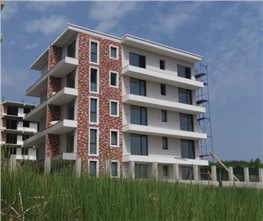 Apartament Nou 3 camere  de vanzare  Bucium