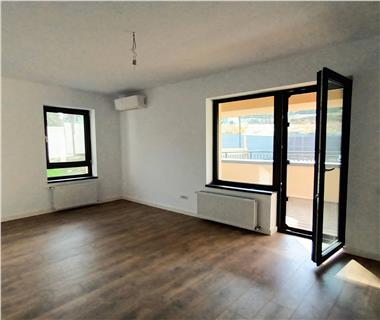 Apartament Nou 3 camere  de vanzare  Bucium