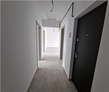 Apartament Nou 3 camere  de vanzare  C.U.G  Valea Adanca