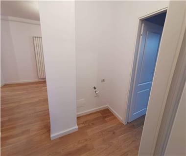 Apartament Nou 3 camere  de vanzare  C.U.G  Valea Adanca