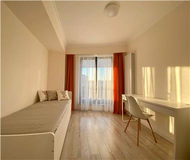 Apartament Nou 3 camere  de vanzare  C.U.G.