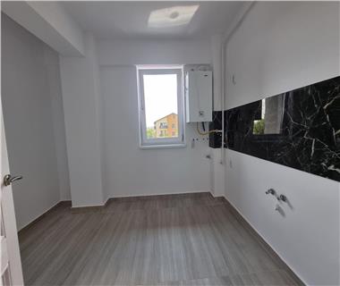 Apartament Nou 3 camere  de vanzare  C.U.G.