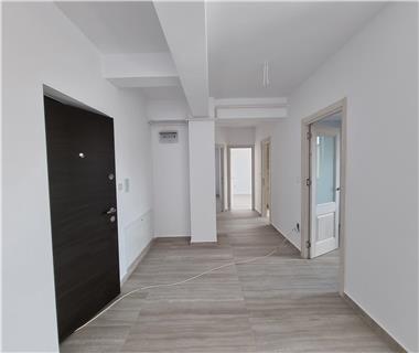 Apartament Nou 3 camere  de vanzare  C.U.G.