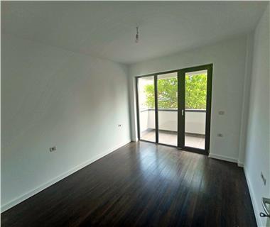 Apartament Nou 3 camere  de vanzare  Nicolina  C.U.G.