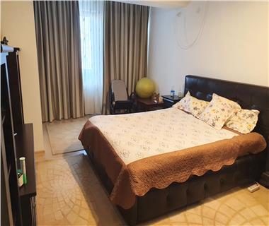 Apartament Nou 3 camere  de vanzare  Centru  Sfantul Lazar