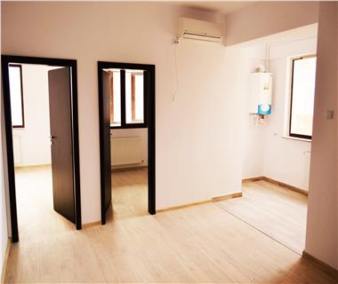 apartament nou 3 camere de vanzare centru Iasi