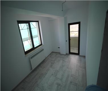 Apartament Nou 3 camere  de vanzare  Galata
