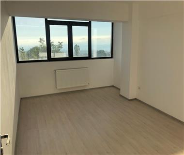 Apartament Nou 3 camere  de vanzare  Galata