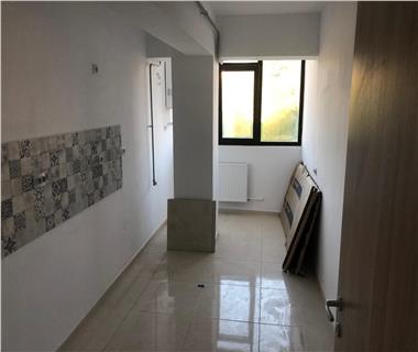 Apartament Nou 3 camere  de vanzare  Galata