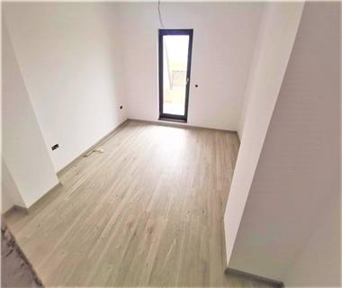 Apartament Nou 3 camere  de vanzare  Galata