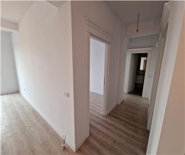 Apartament Nou 3 camere  de vanzare  Galata