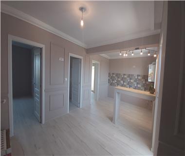 Apartament Nou 3 camere  de vanzare  Horpaz