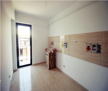 apartament nou 3 camere de vanzare c.u.g. Iasi