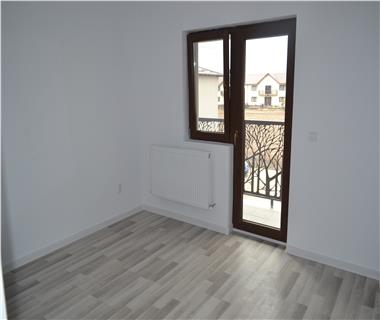 Apartament Nou 3 camere  de vanzare  Lunca Cetatuii