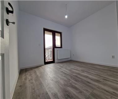 Apartament Nou 3 camere  de vanzare  Lunca Cetatuii