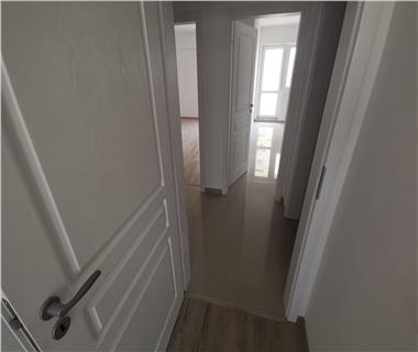Apartament Nou 3 camere  de vanzare  Nicolina  C.U.G.