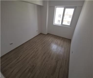 Apartament Nou 3 camere  de vanzare  Nicolina  C.U.G.
