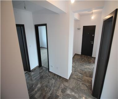 Apartament Nou 3 camere  de vanzare  Nicolina