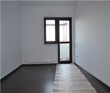 Apartament Nou 3 camere  de vanzare  Rediu