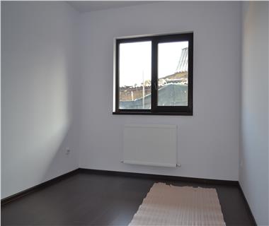 Apartament Nou 3 camere  de vanzare  Rediu