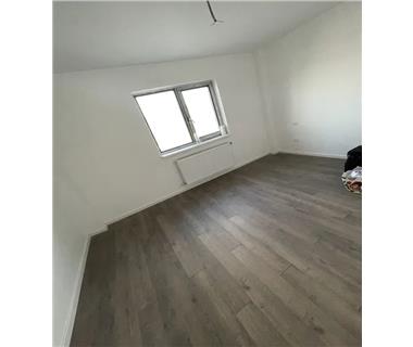 Apartament Nou 3 camere  de vanzare  Pacurari