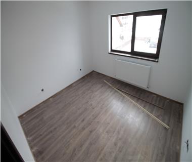 Apartament Nou 3 camere  de vanzare  Popas Pacurari