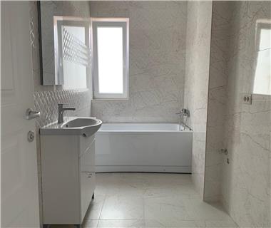 Apartament Nou 3 camere  de vanzare  Valea Lupului