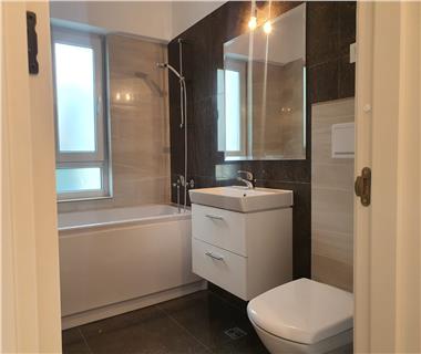 Apartament Nou 3 camere  de vanzare  Valea Lupului