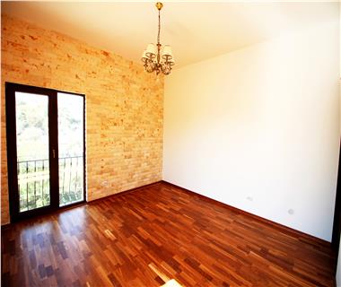 Apartament Nou 4 camere  de vanzare  Pacurari