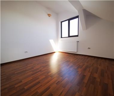 Apartament Nou 3 camere  de vanzare  Rediu