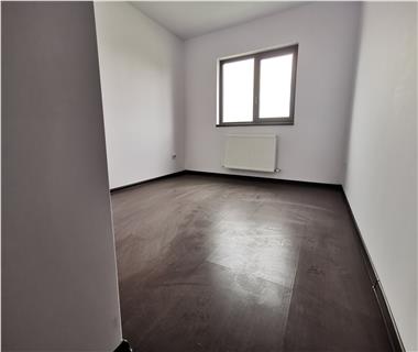 Apartament Nou 3 camere  de vanzare  Rediu